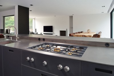 Keuken in moderne woonboerderij in Huizen Keuken in moderne woonboerderij in Huizen