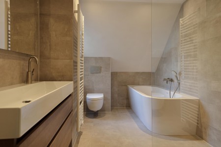 Moderne badkamer Huizen 2024